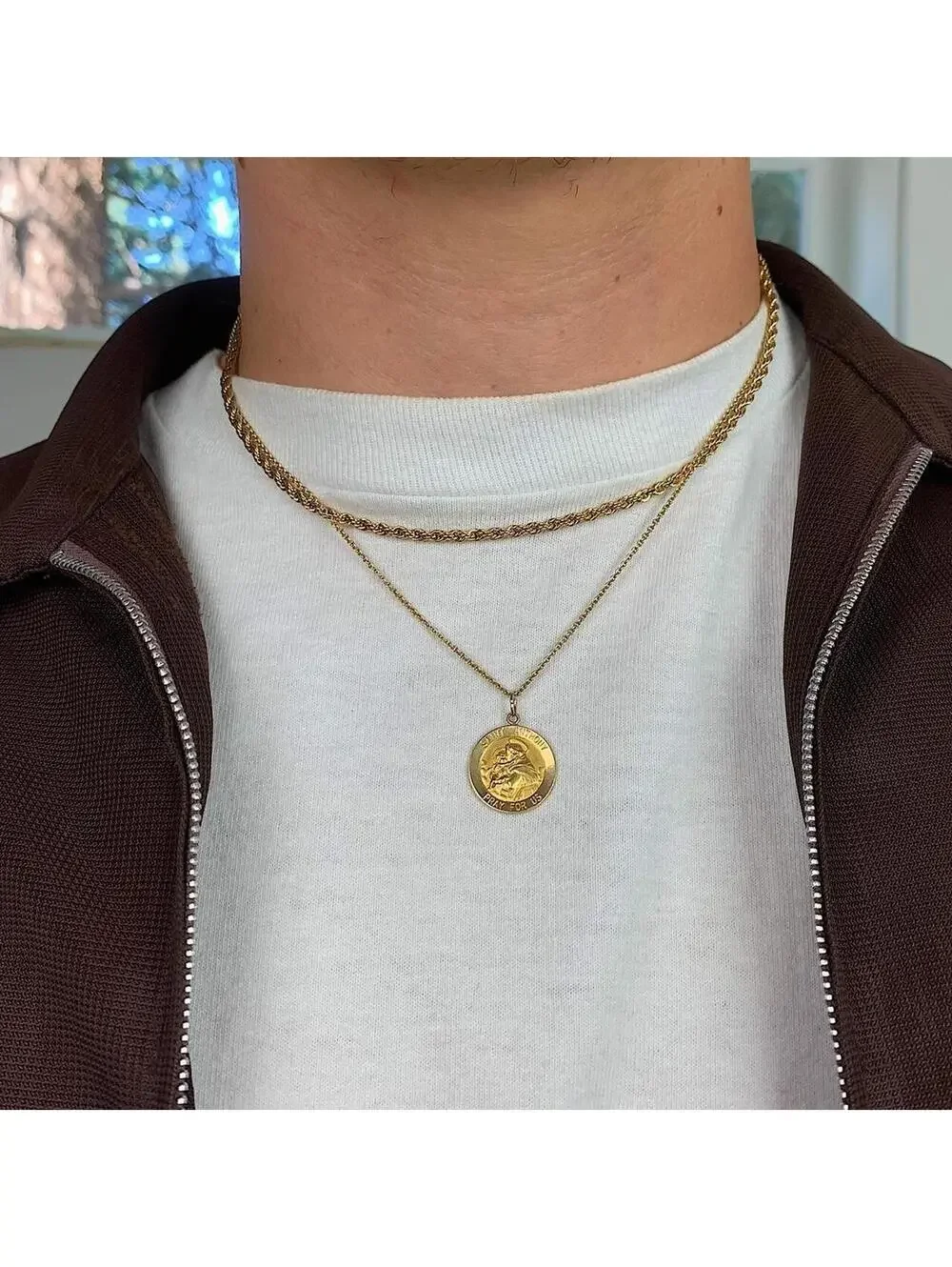 Y2k Vintage style Rope Chain Gold Plated Stainless Steel. Great to stack with!